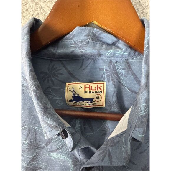Huk Shirt Mens XL Fishing Button Down Lightweight Outdoors Hawaiian Tropical - Picture 2 of 7